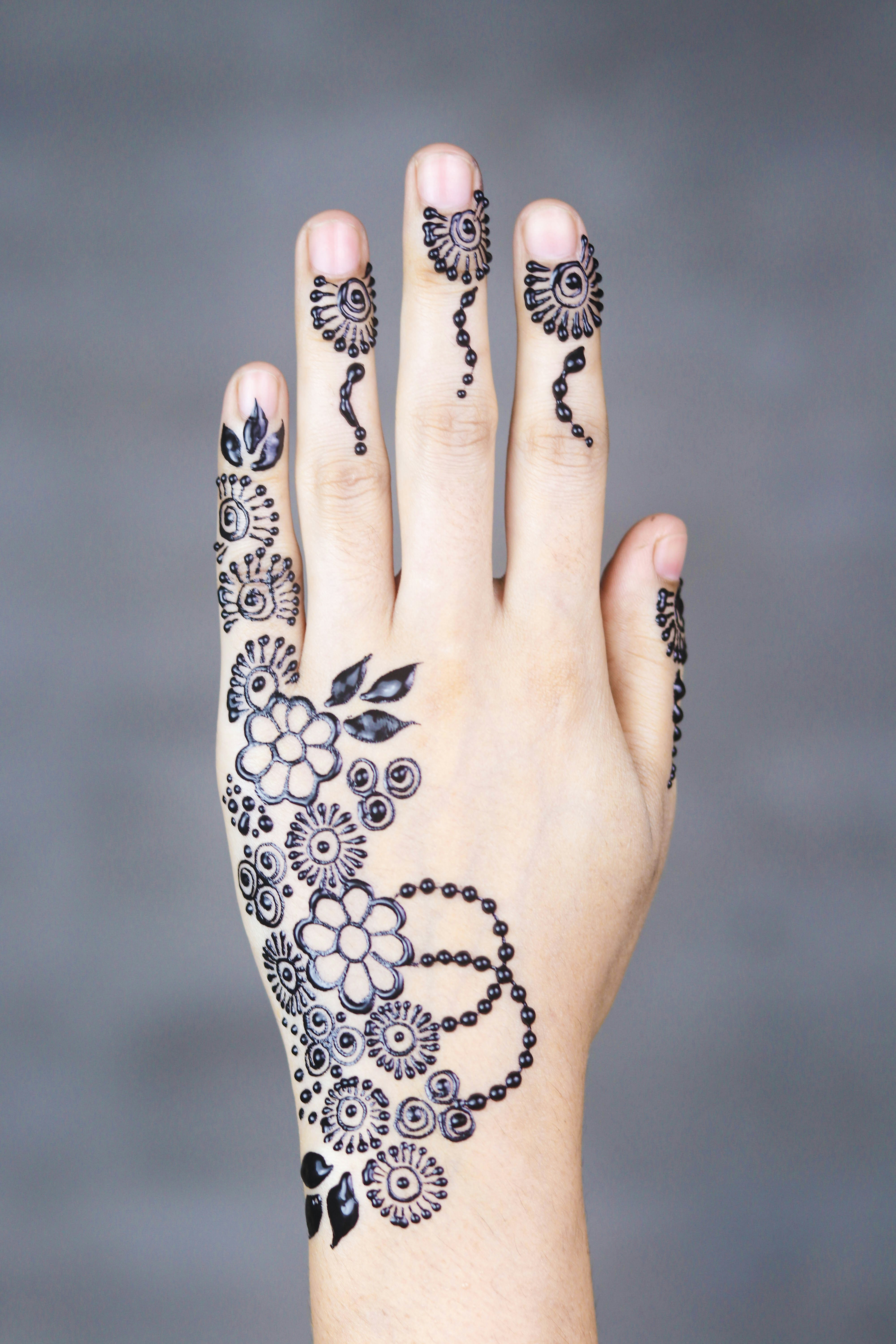 We offer the best henna art design in Nigeria